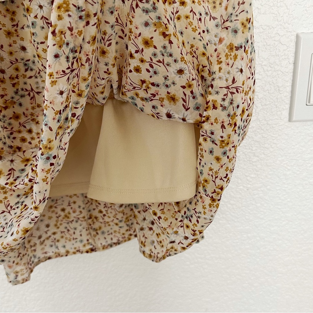 🆕 Off Shoulder Floral Dress - Picture 4 of 4